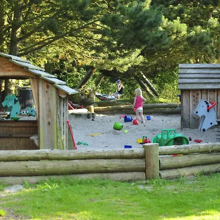 Feriebyens 3* Rødvig